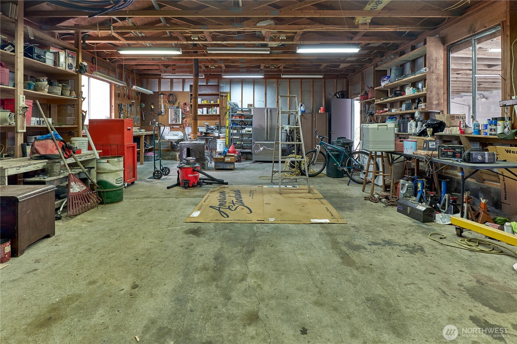 4064 Pipeline Road Blaine, WA 98230 - Photo 33 of 38