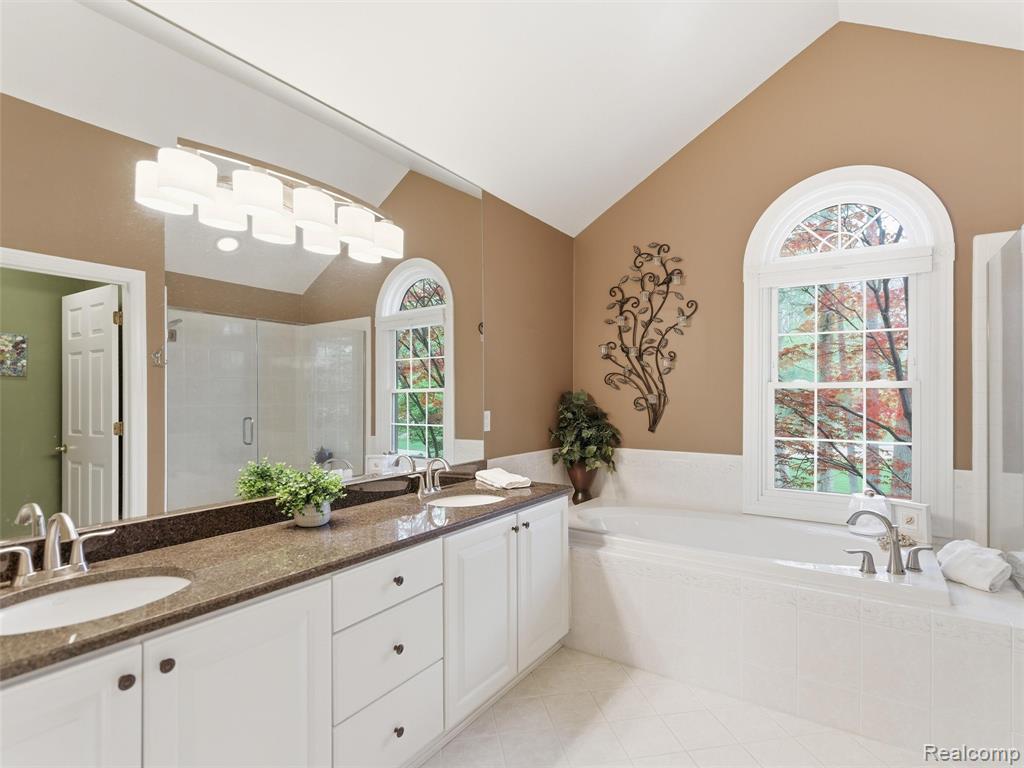 3874 Kaeleaf Road Lake Orion, MI 48360 - Photo 25 of 57 Gallery Image 25
