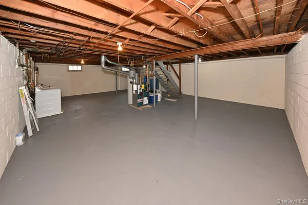 $799,000 | 160 East Willow Tree Road, Spring Valley, NY 10977