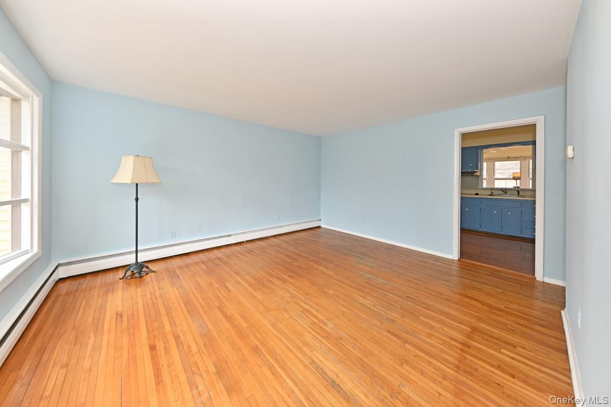 160 East Willow Tree Road Spring Valley, NY 10977 - Photo 7 of 27