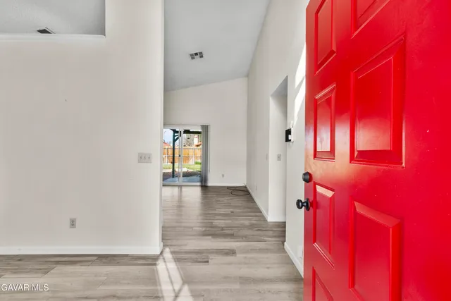 $395,000 | 1607 East Norberry Street, Lancaster, CA 93535