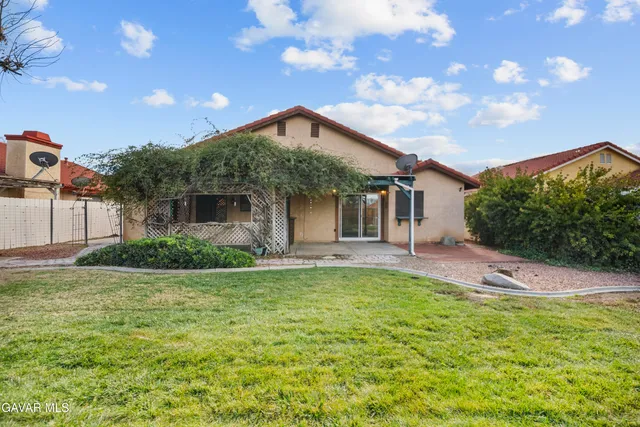 $395,000 | 1607 East Norberry Street, Lancaster, CA 93535