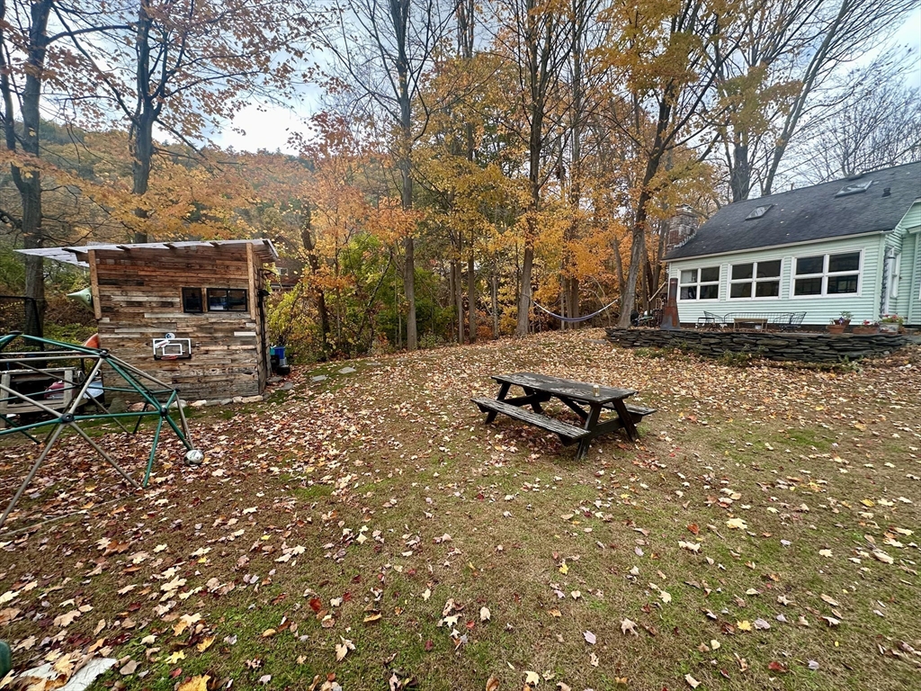 33 William Street Buckland, MA 01370 - Photo 3 of 30