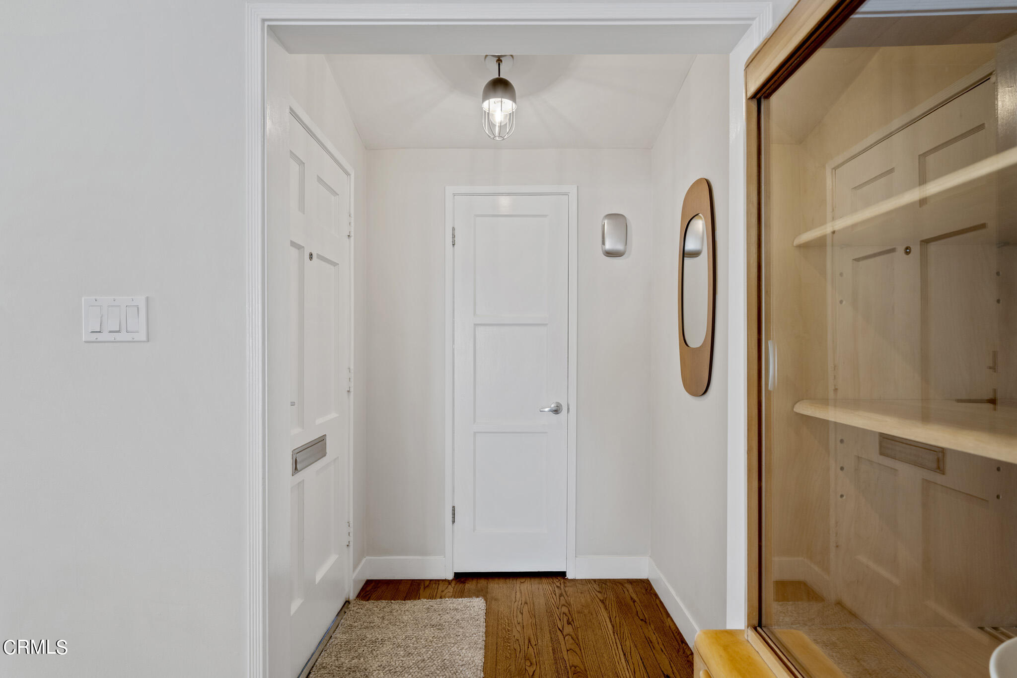 1817 Harmon Place Glendale, CA 91208 - Photo 3 of 45 a view of walk in closet
