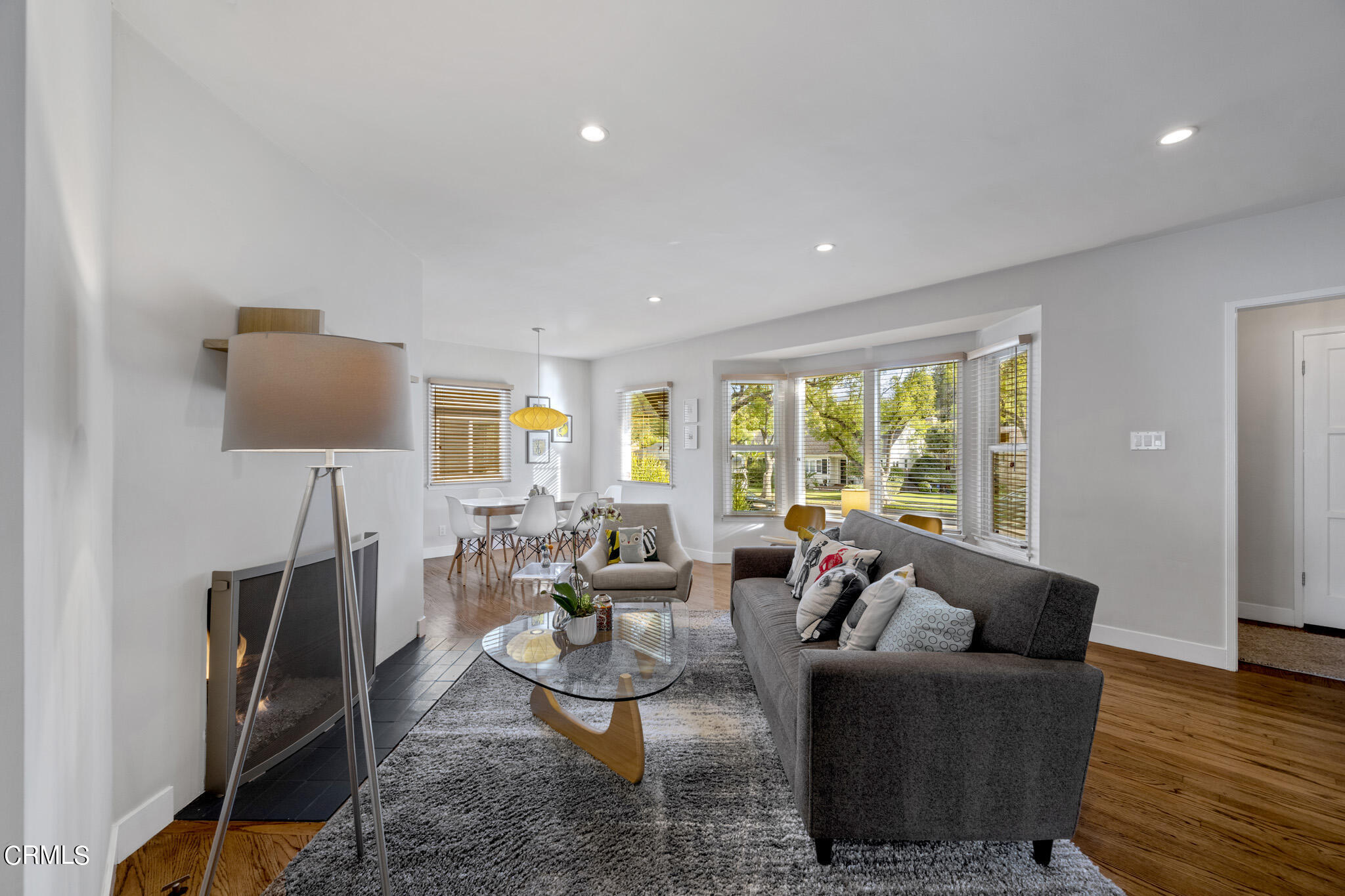 1817 Harmon Place Glendale, CA 91208 - Photo 5 of 45 a living room with furniture and a window