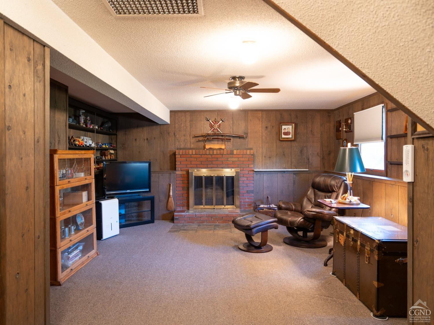 28 Allen Circle Stuyvesant, NY 12106 - Photo 20 of 41 a view of a workspace with furniture