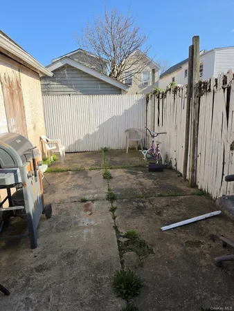 $675,000 | 150-60 116th Avenue | South Jamaica