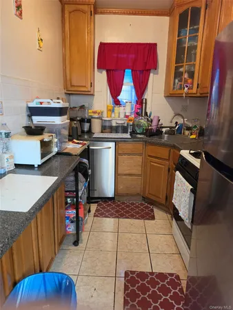 $675,000 | 150-60 116th Avenue | South Jamaica