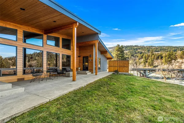 $1,279,000 | 34 Steelhead Lane, Cashmere, WA 98815