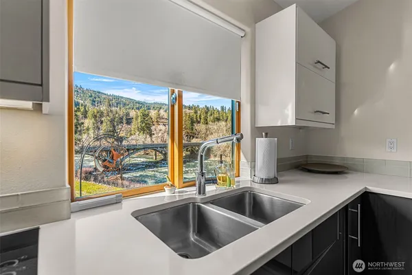 $1,279,000 | 34 Steelhead Lane, Cashmere, WA 98815