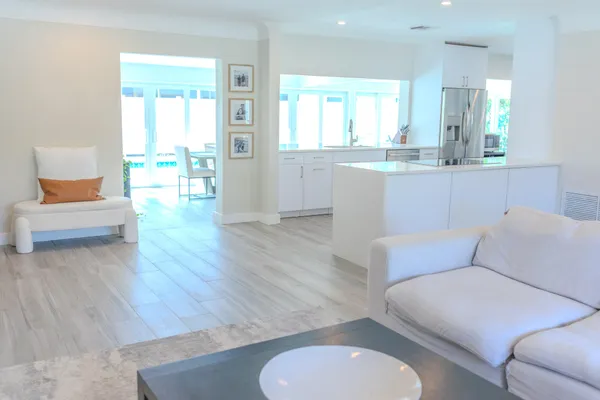 $6,750 | 2730 Northeast 40th Court, Lighthouse Point, FL 33064