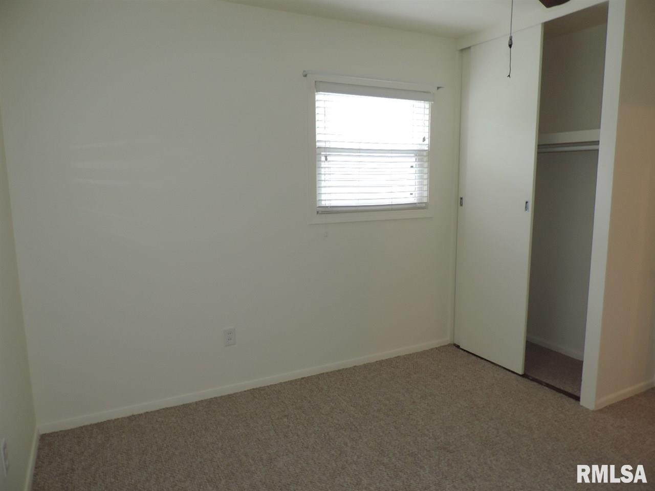 1407 Sheridan Road Pekin, IL 61554 - Photo 10 of 16