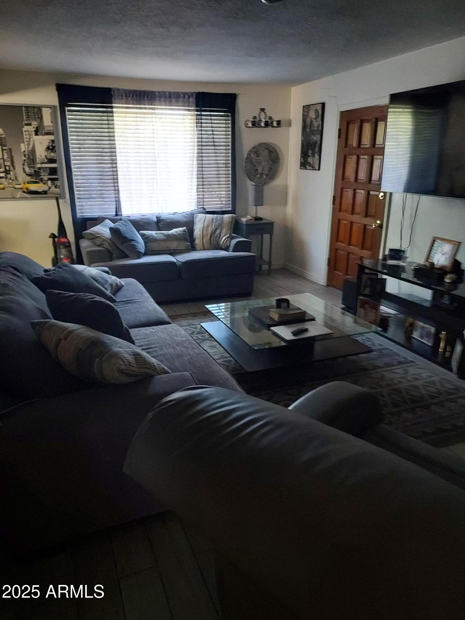 3518 East Montecito Avenue Phoenix, AZ 85018 - Photo 5 of 6 2 bedroom