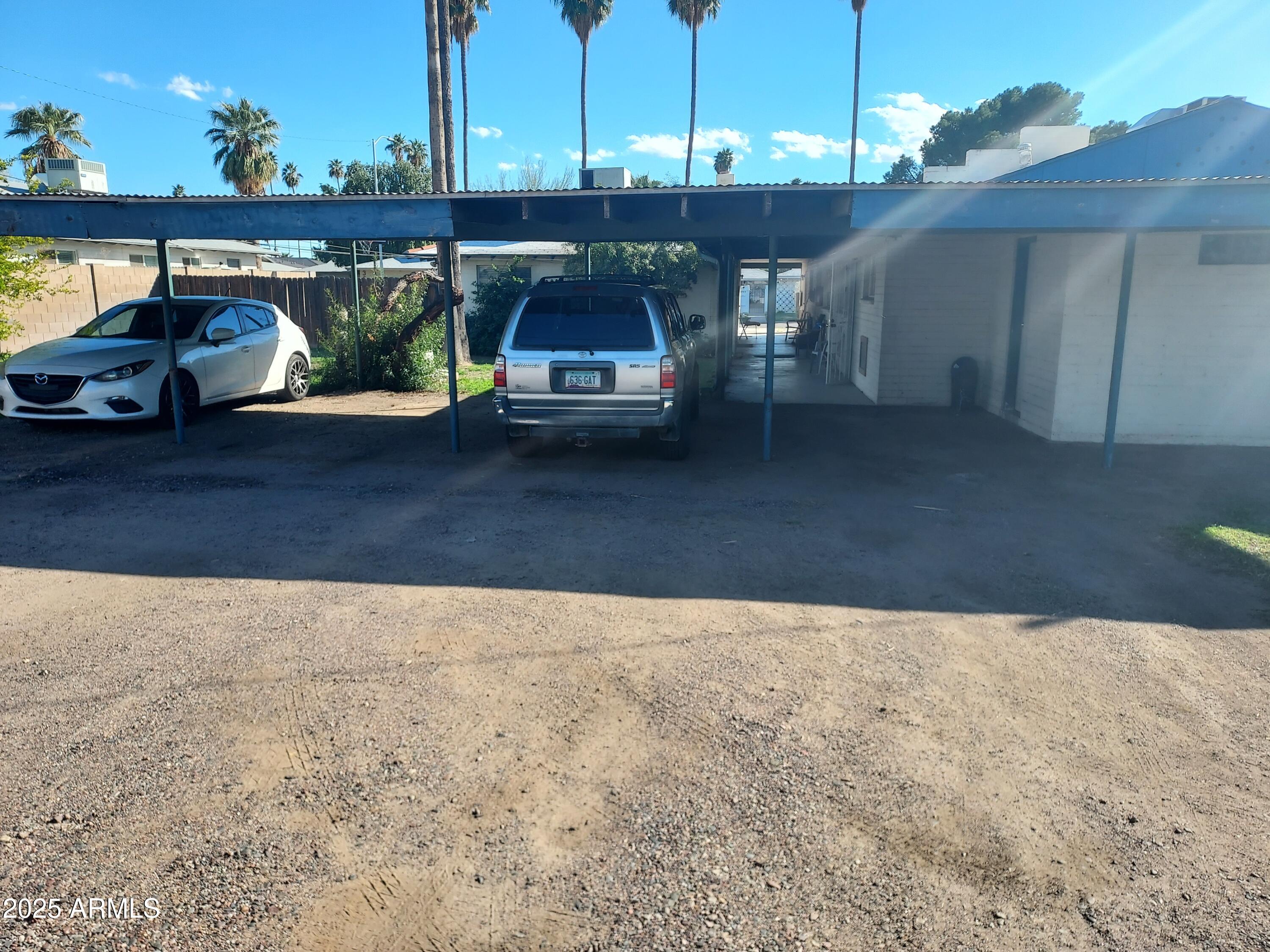 3518 East Montecito Avenue Phoenix, AZ 85018 - Photo 6 of 6 Back