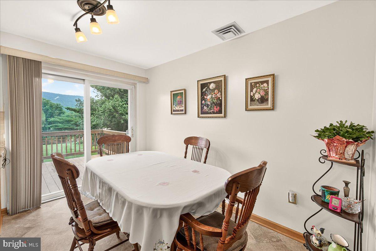 1752 Rohrersville Road Knoxville, MD 21758 - Photo 9 of 64