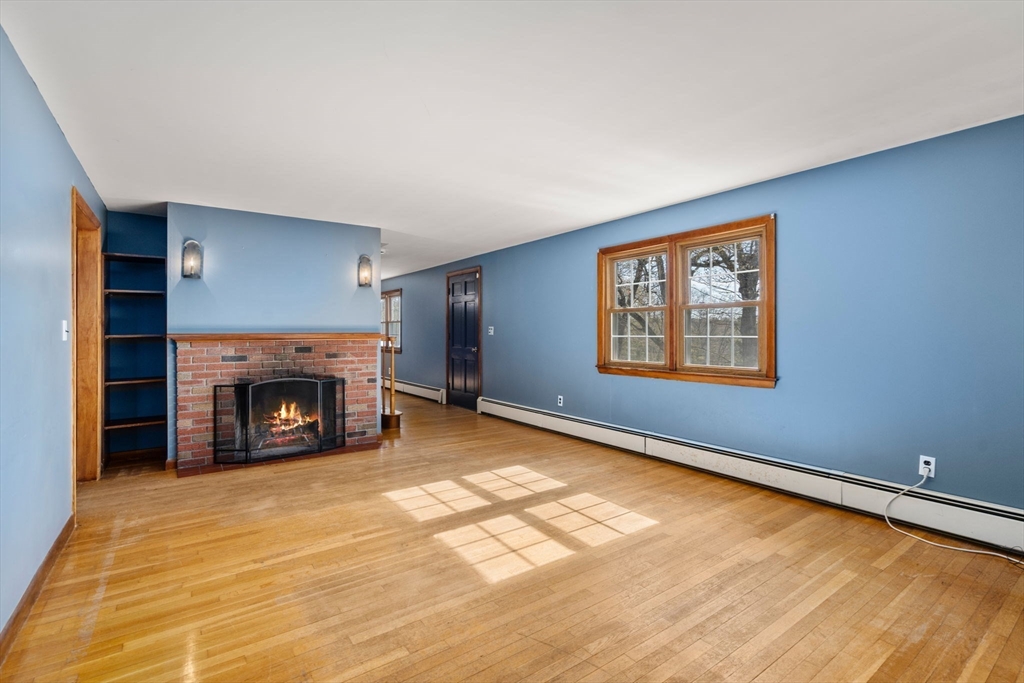 89 Center Road Dudley, MA 01571 - Photo 11 of 29