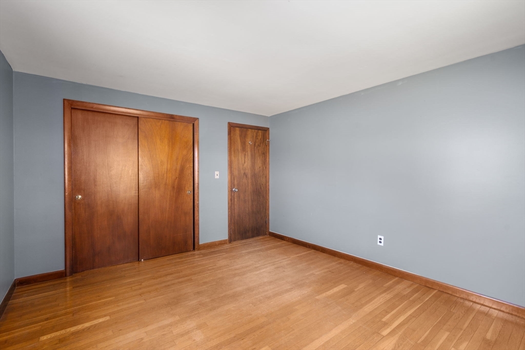 89 Center Road Dudley, MA 01571 - Photo 23 of 29