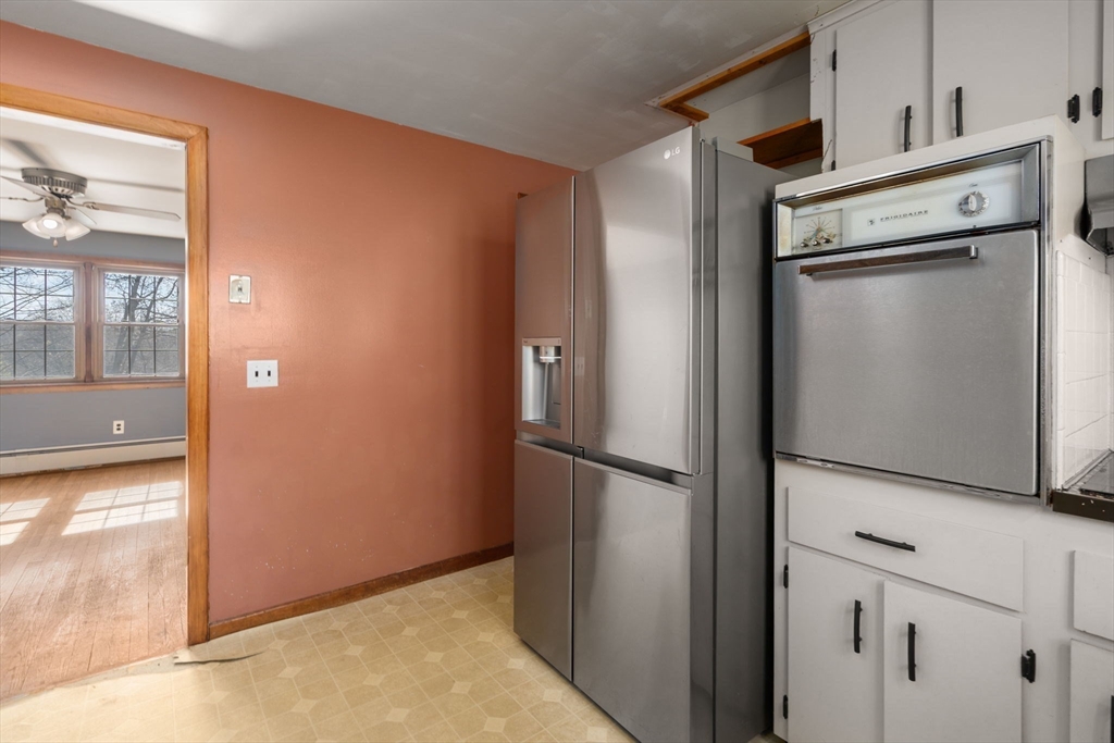 89 Center Road Dudley, MA 01571 - Photo 4 of 29