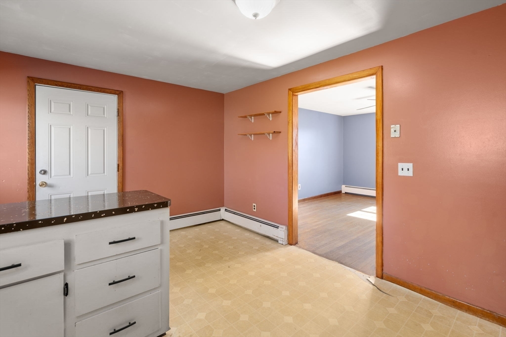 89 Center Road Dudley, MA 01571 - Photo 6 of 29