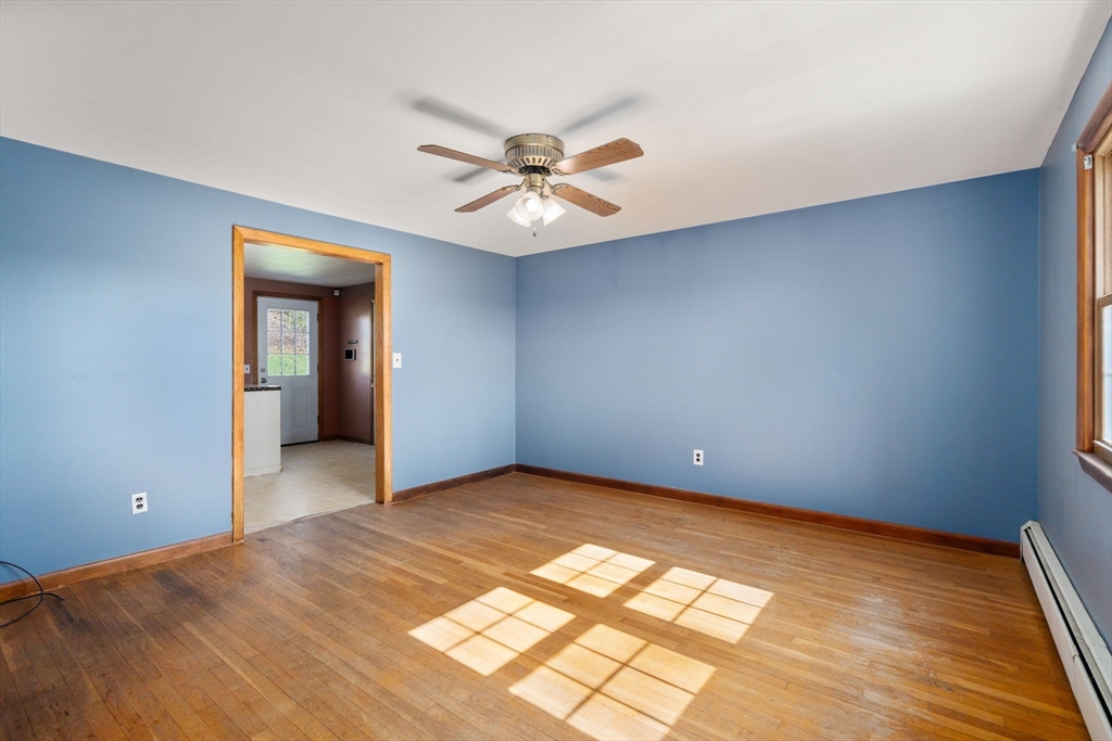 89 Center Road Dudley, MA 01571 - Photo 9 of 29
