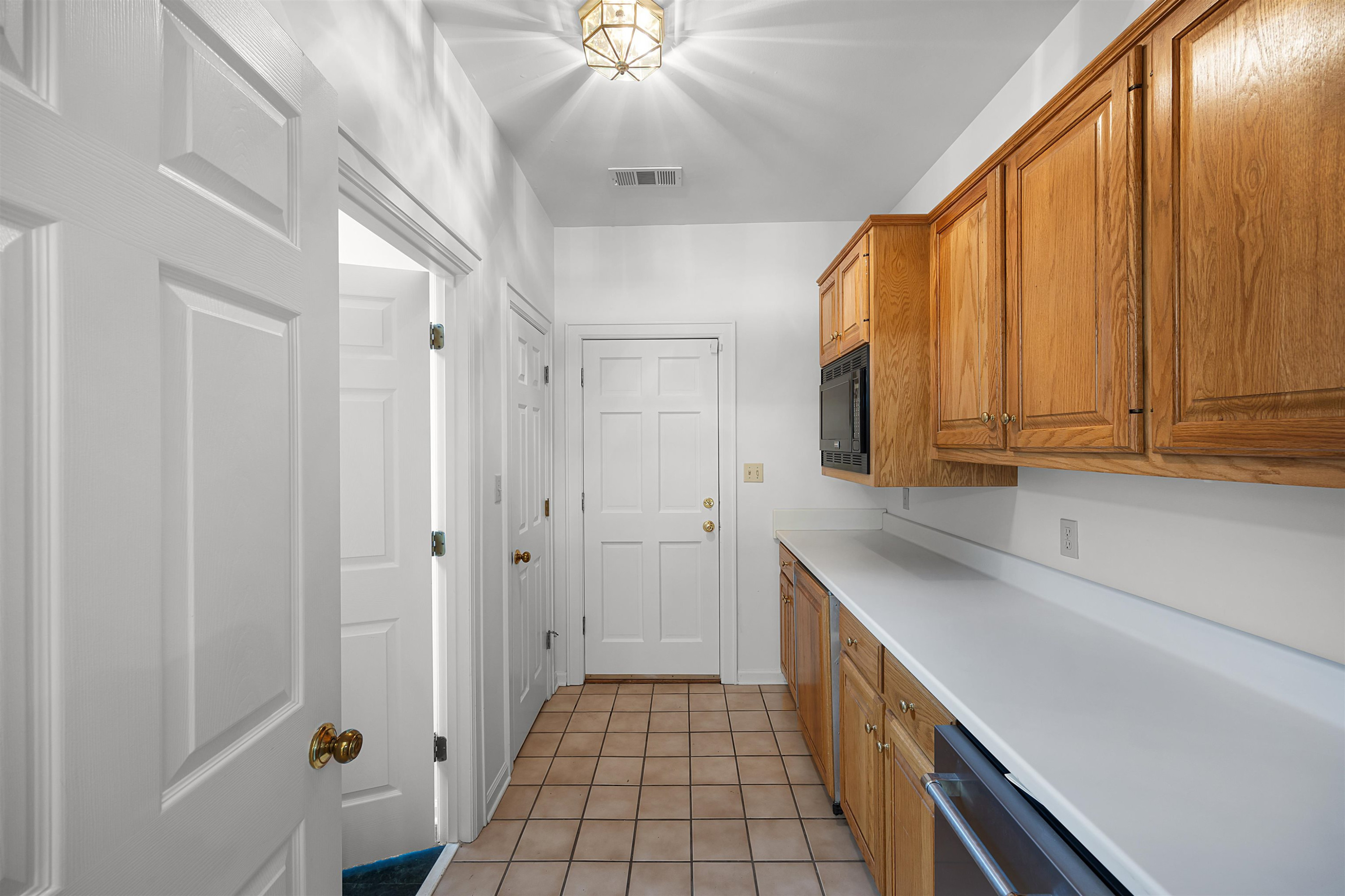 225 Tuckahoe Road Jackson, TN 38305 - Photo 19 of 39 Photo 19