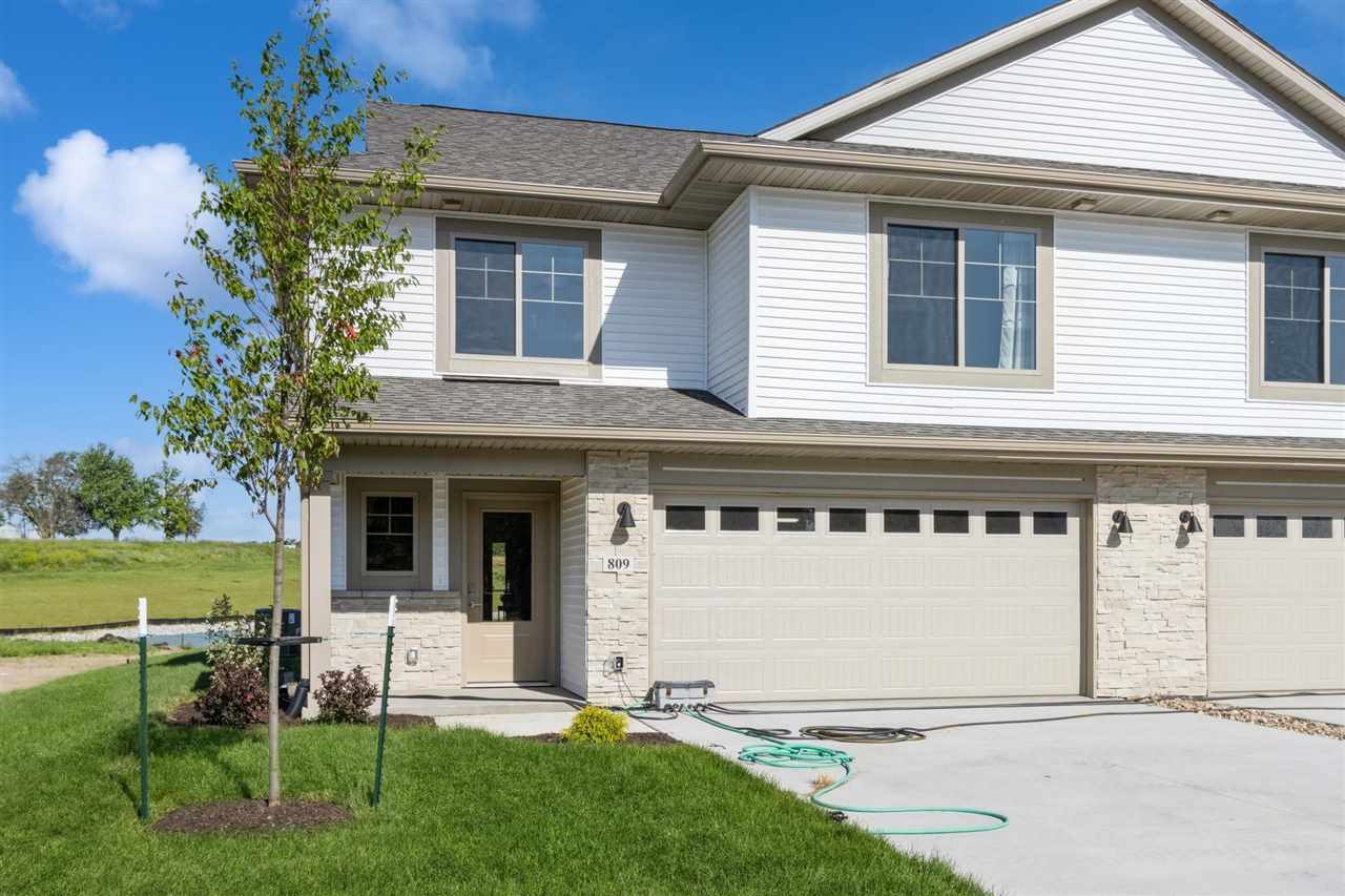 809 High Rdg Trail Solon, IA 52333 - Photo 2 of 37 Gallery Image 2