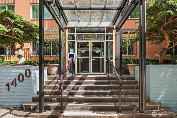 $395,880 | 1400 Hubbell Place, Unit 1309, Seattle, WA 98101