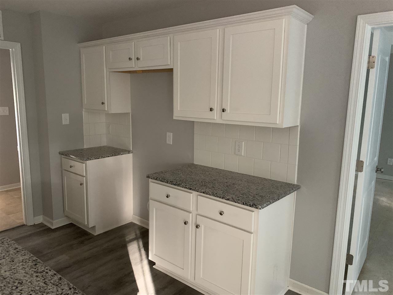 346 Lee Road Clayton, NC 27520 - Photo 10 of 23 Gallery Image 10