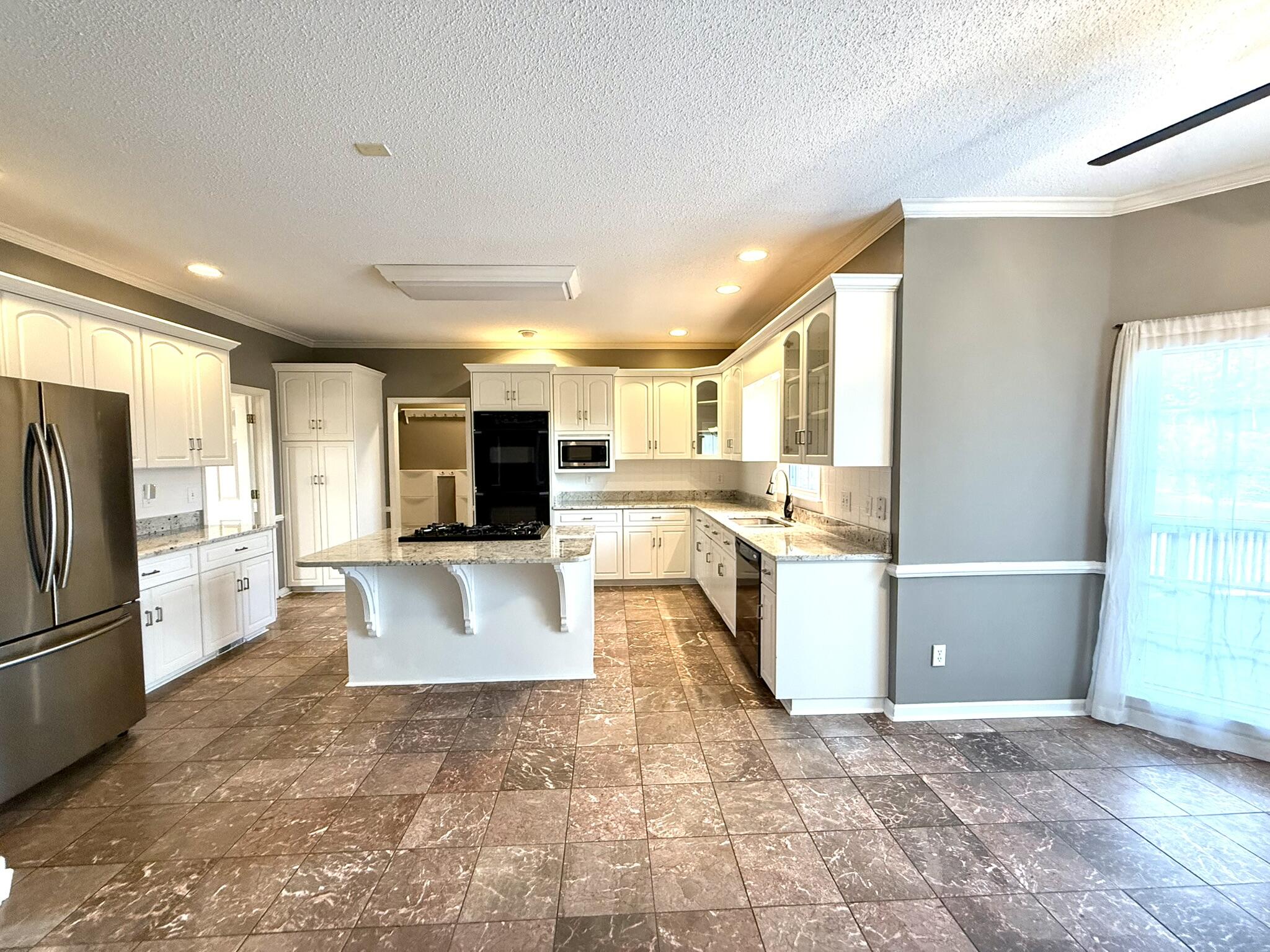 4854 Hereford Farm Road Evans, GA 30809 - Photo 13 of 51 IMG_1221