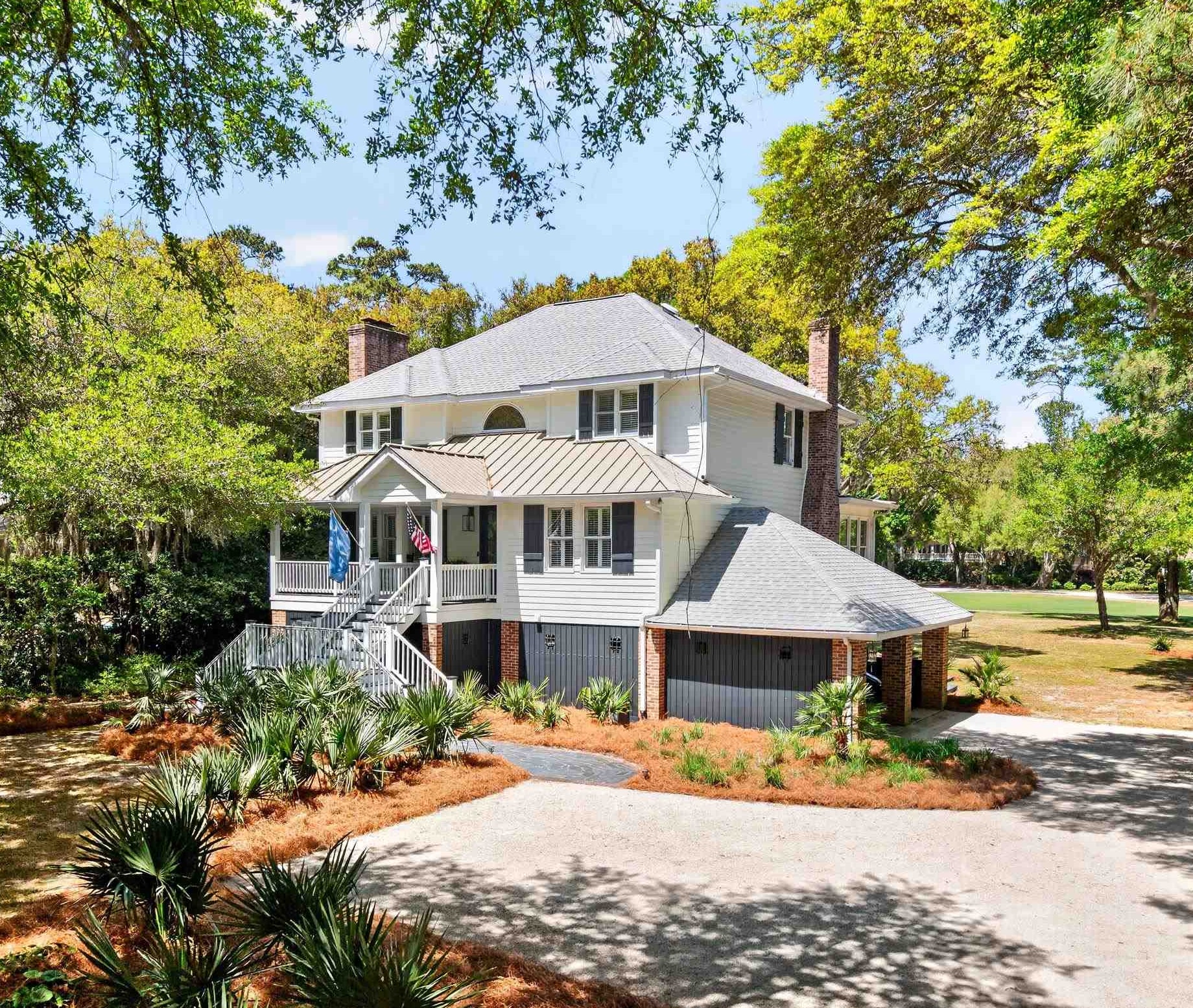 186 Sanderling Avenue Georgetown, SC 29440 - Photo 1 of 59