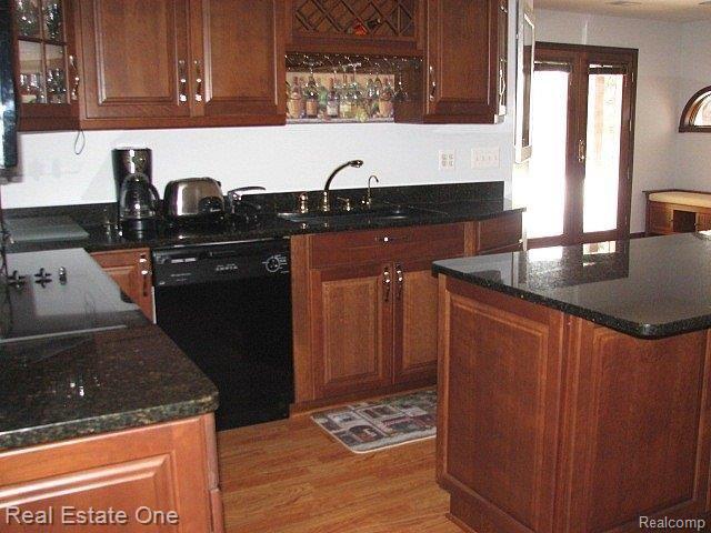 7774 Woodview Road Clarkston, MI 48348 - Photo 13 of 21 13 Lower Level Kitchen
