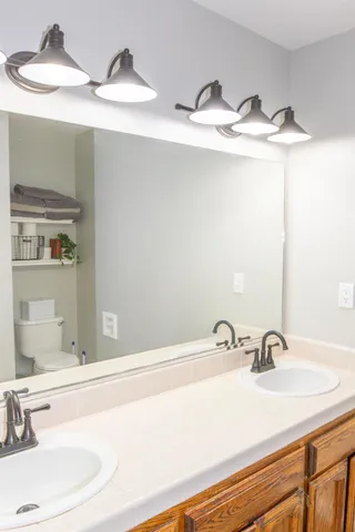 $475,000 | 33708 Bronco Lane, Squaw Valley, CA 93675