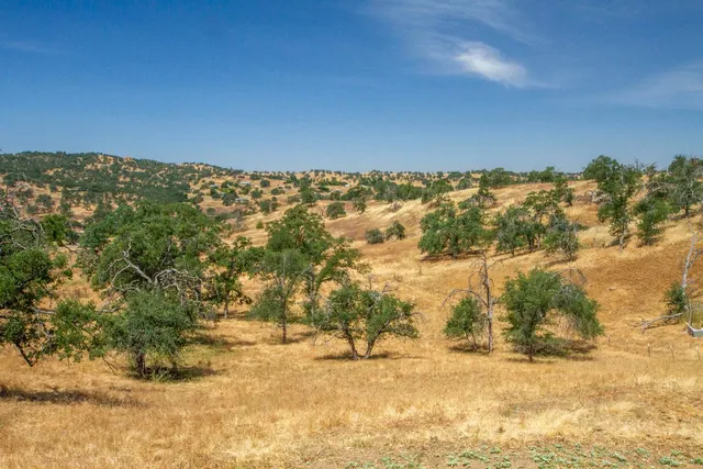 $475,000 | 33708 Bronco Lane, Squaw Valley, CA 93675