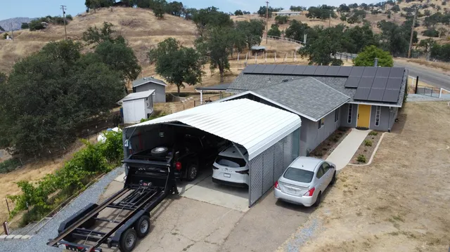 $475,000 | 33708 Bronco Lane, Squaw Valley, CA 93675