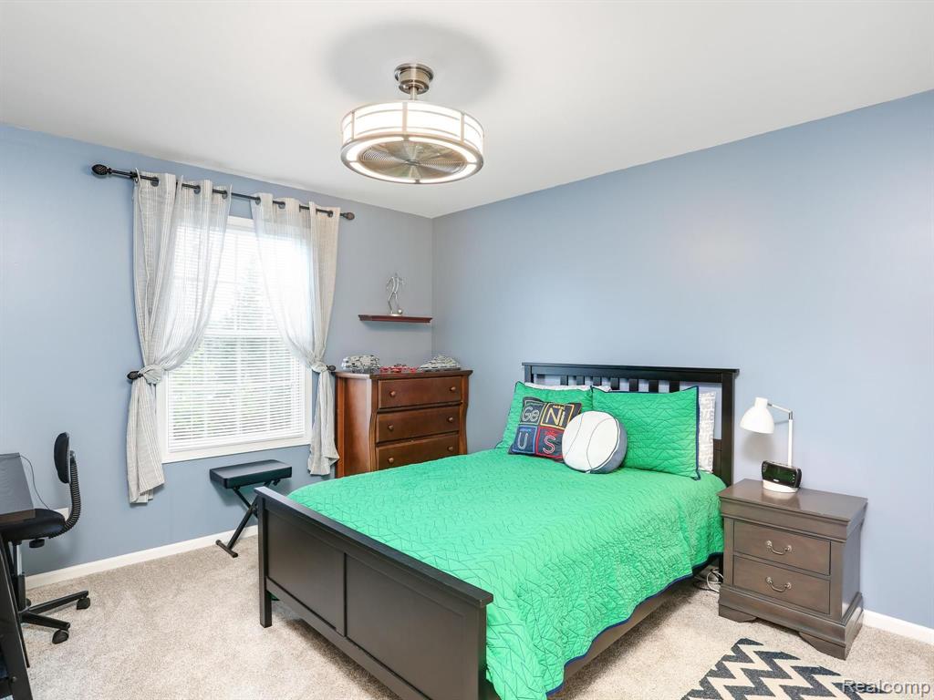1861 Beaver Creek Drive Rochester, MI 48307 - Photo 32 of 46