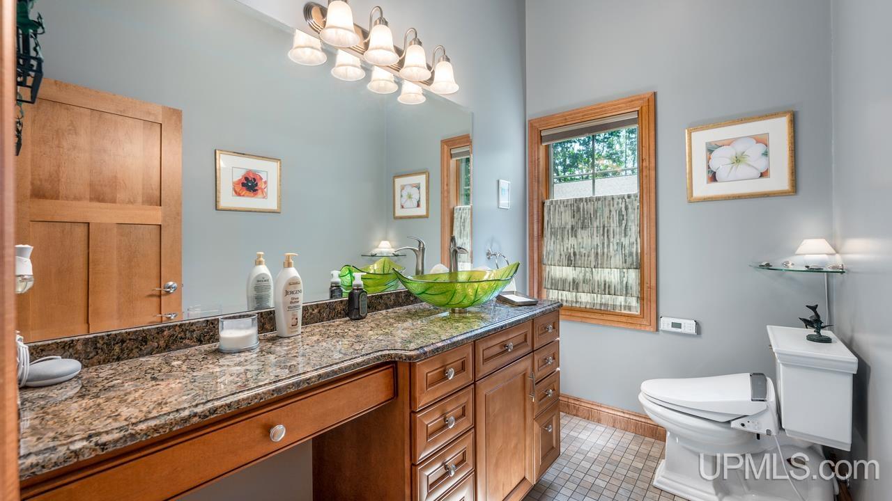 7695 Tipperary Road Gladstone, MI 49837 - Photo 20 of 65 Gallery Image 20