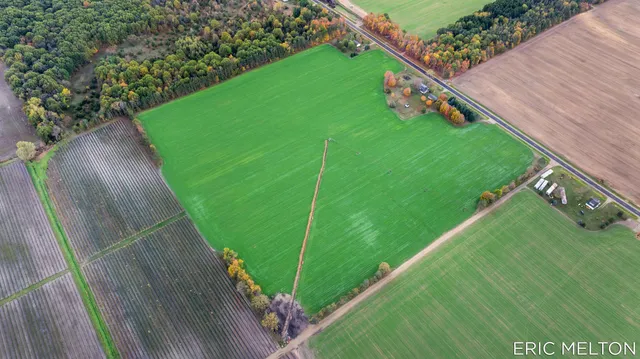 $150,000 | 529 68th Street, Unit 1, South Haven, MI 49090