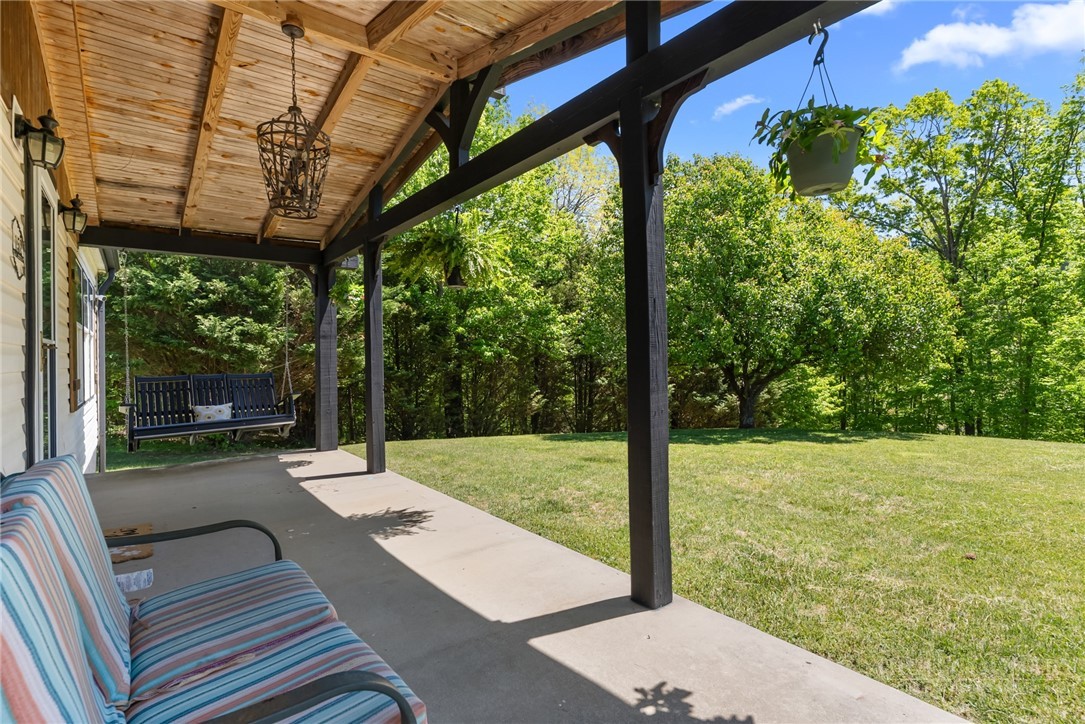 152 Pioneer Ridge Sparta, NC 28675 - Photo 29 of 48