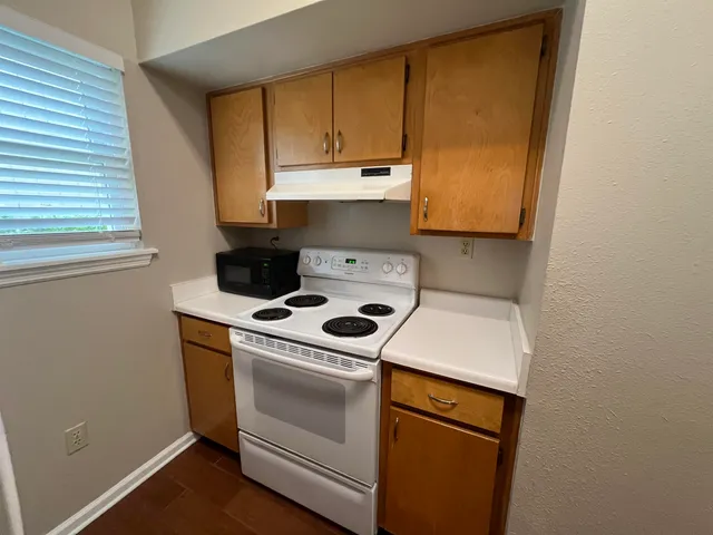 $1,450 | 2231 Treeo Lane, Tallahassee, FL 32301