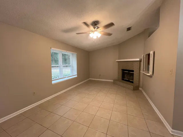 $1,450 | 2231 Treeo Lane, Tallahassee, FL 32301