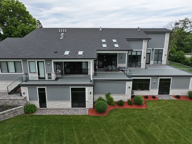 a view of a house with a outdoor space
