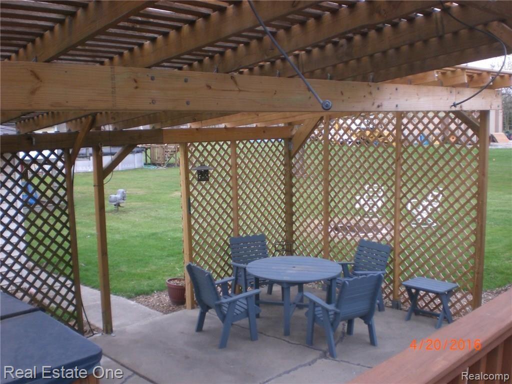 26523 25 Mile Road New Baltimore, MI 48051 - Photo 18 of 37 Gazebo style patio