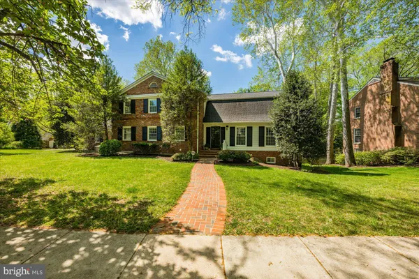 $1,795,000 | 10500 Stable Lane, Potomac, MD 20854