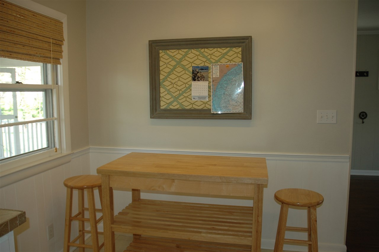 716 Currituck Drive Raleigh, NC 27609 - Photo 6 of 19 Breakfast Area