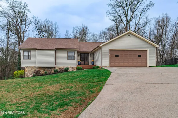 $485,000 | 12012 Ridgeland Drive, Knoxville, TN 37932