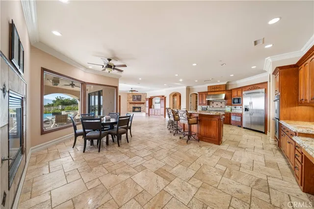 $2,880,000 | 423 Cleveland Way, Corona, CA 92881