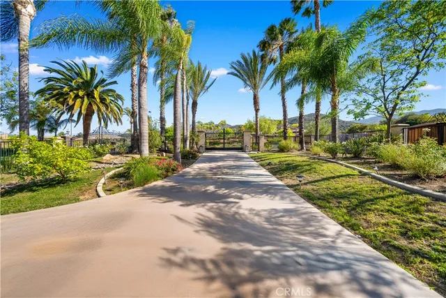 $2,880,000 | 423 Cleveland Way, Corona, CA 92881