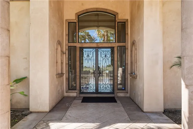$2,880,000 | 423 Cleveland Way, Corona, CA 92881