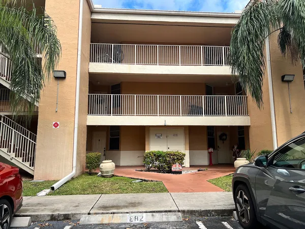 $2,100 | 8266 Northwest 24th Street, Unit 8266, Coral Springs, FL 33065