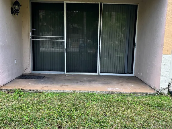$2,100 | 8266 Northwest 24th Street, Unit 8266, Coral Springs, FL 33065